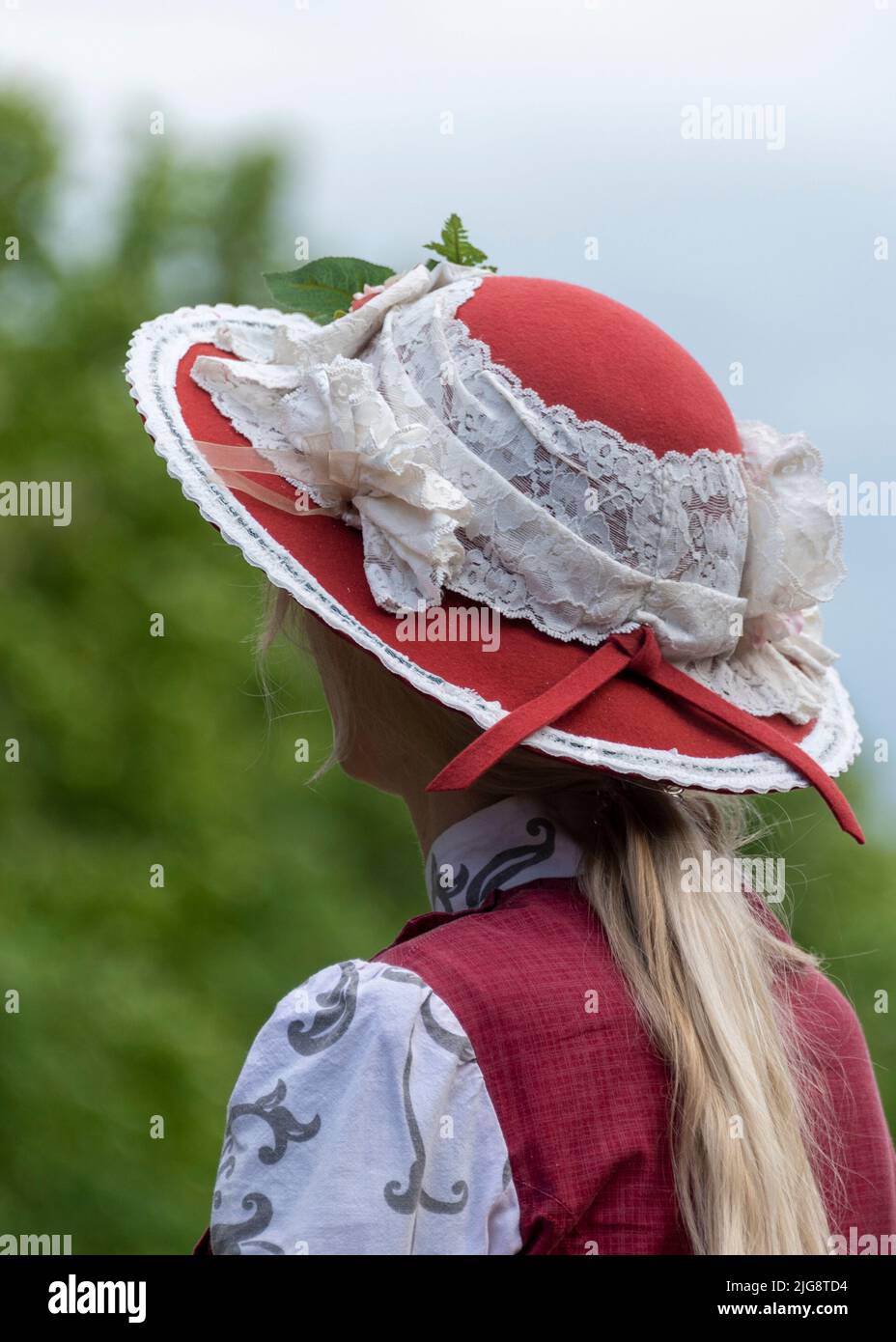 18th century hat woman Banque de photographies et d'images à haute  résolution - Alamy