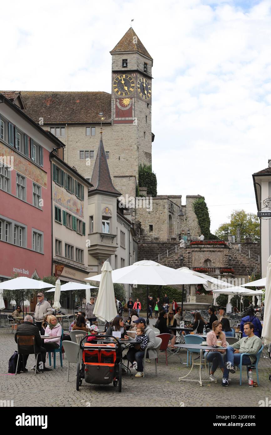 Suisse, Rapperswil-Jona, place principale, château Banque D'Images