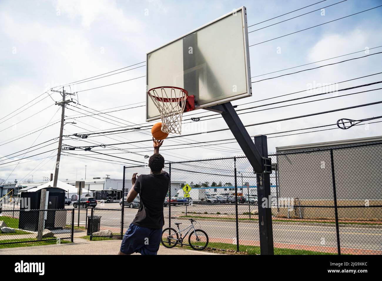 Street basketball kids Banque de photographies et d'images à haute  résolution - Alamy