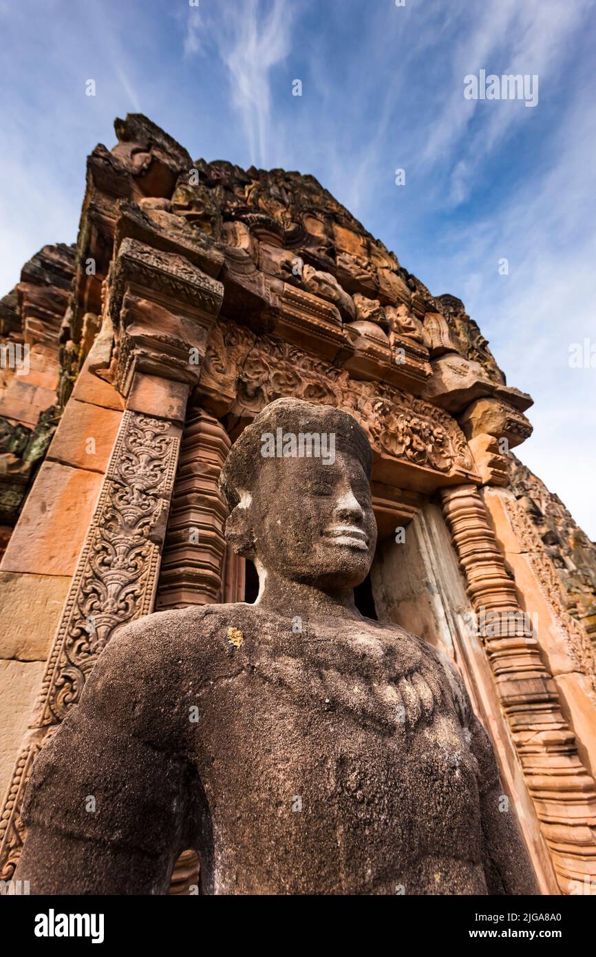 Prasat Hin Khao Phanom Rung, statue de gardien à la porte, temple khmer, Buri RAM, Buriram, ISAN(Isaan), Thaïlande, Asie du Sud-est, Asie Banque D'Images