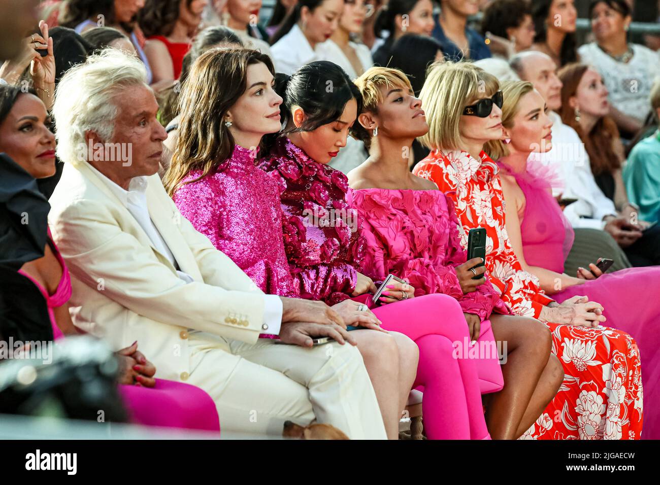 Anne Hathaway, Giancarlo Giammetti, Hwasa, Ariana DeBose, Anna Wintour