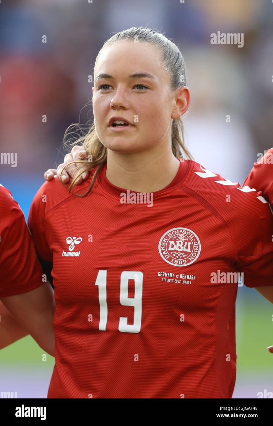 Londres, Angleterre, 8th juillet 2022. Janni Thomsen, du Danemark, lors du championnat d'Europe des femmes de l'UEFA 2022 au stade communautaire Brentford, à Londres. Crédit photo à lire: Paul Terry / Sportimage crédit: Sportimage / Alay Live News Banque D'Images
