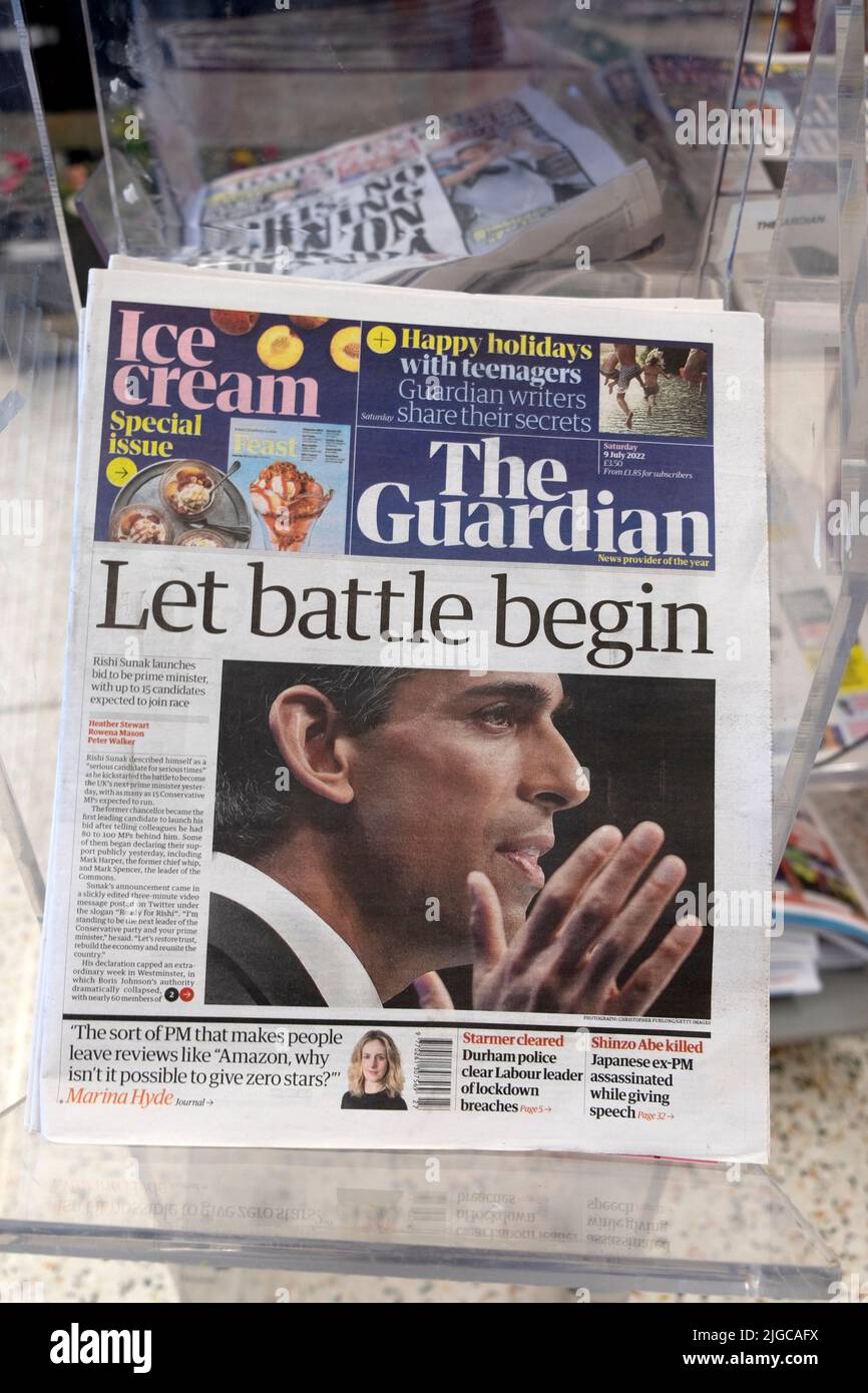 Rishi Sunak 'Laissez la bataille commencer' The Guardian journal titre première page course à la direction le 9 juillet 2022 à Londres Royaume-Uni Banque D'Images