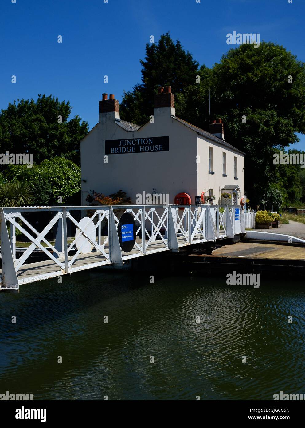 Jonction Bridge House et Saul Junction sur le canal Gloucester à Sharpness à Gloucestershire Banque D'Images