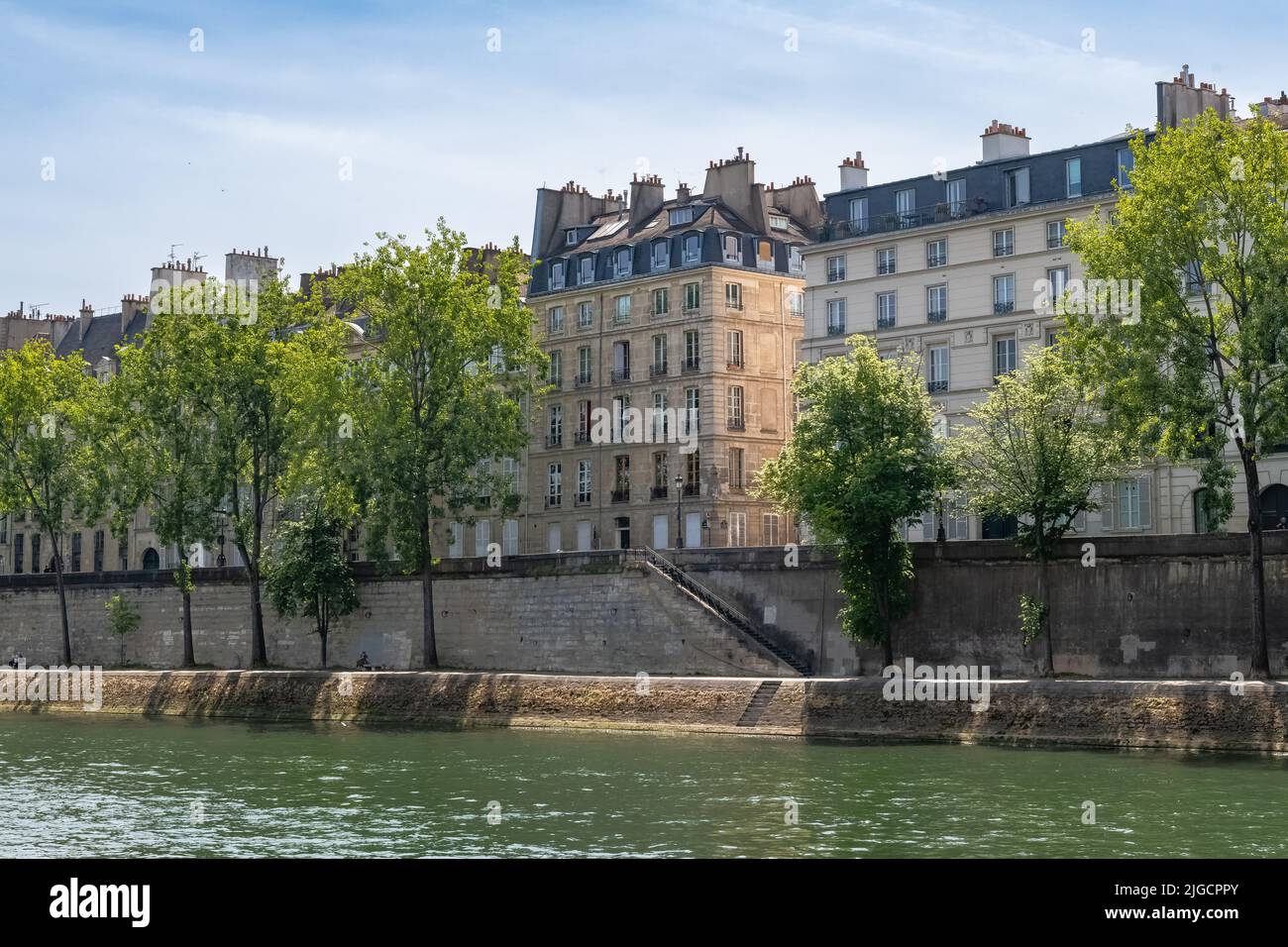 Paris, ile saint-louis et quai de Bourbon, beaux bâtiments anciens Banque D'Images