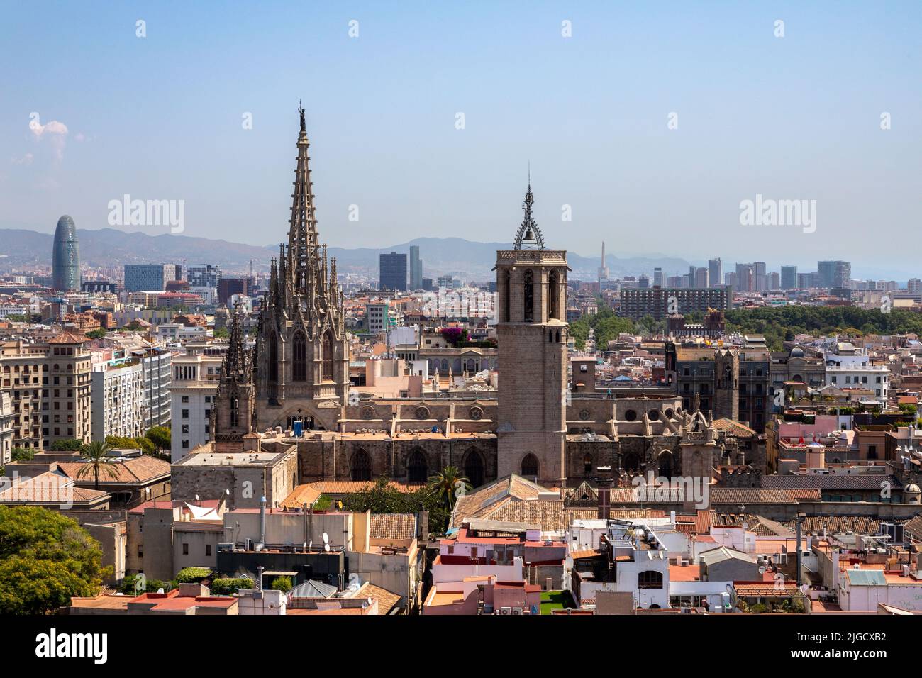 Vue sur Barcelone. Catalunya, Espagne de la Basilique de Santa Maria del Pi Banque D'Images