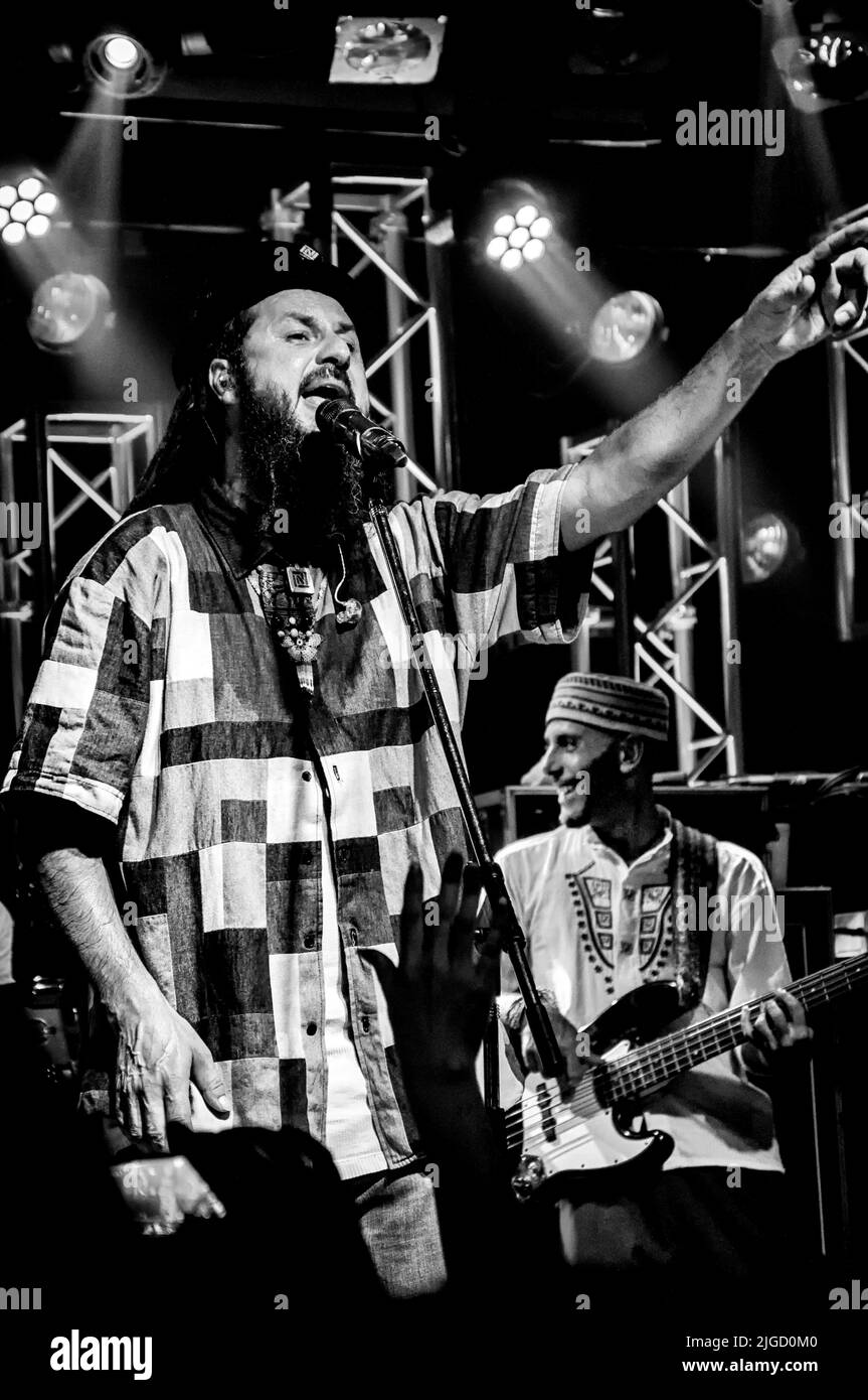 Nonpalidece - le groupe reggae dans un spectacle en direct en Argentine Banque D'Images