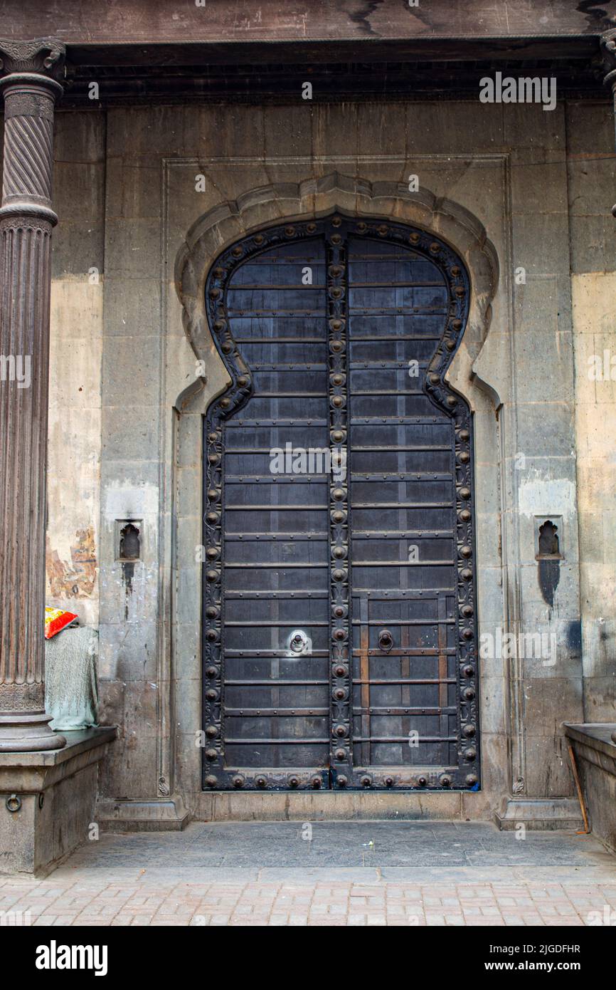 Vieille Rajawada, Palais, Grande vieille porte en bois Banque D'Images