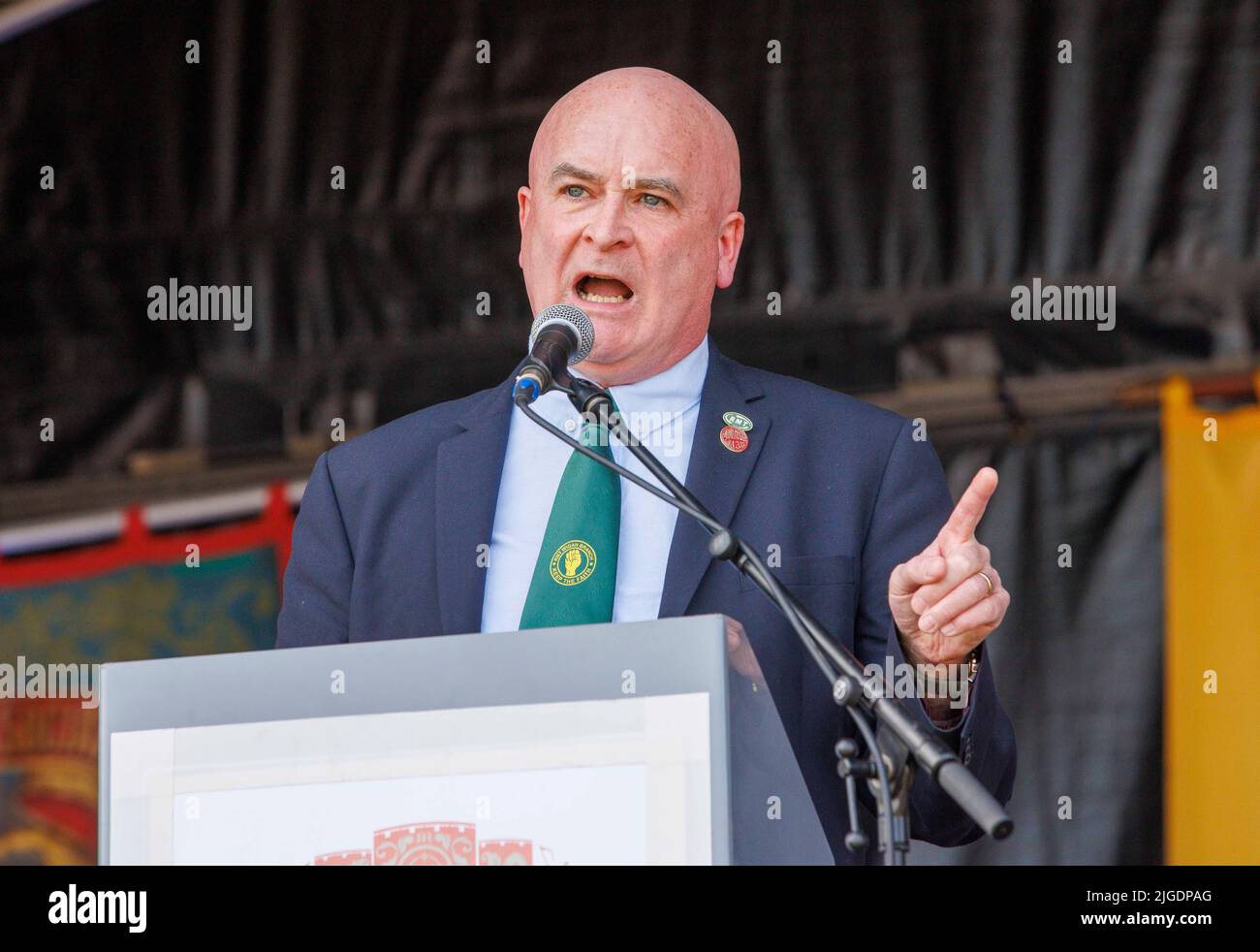 Durham, Royaume-Uni. 10th juillet 2022. Mick Lynch, secrétaire général du RMT, prend la parole au gala des mineurs de Durham. Crédit : Karl Black/Alay Live News Banque D'Images