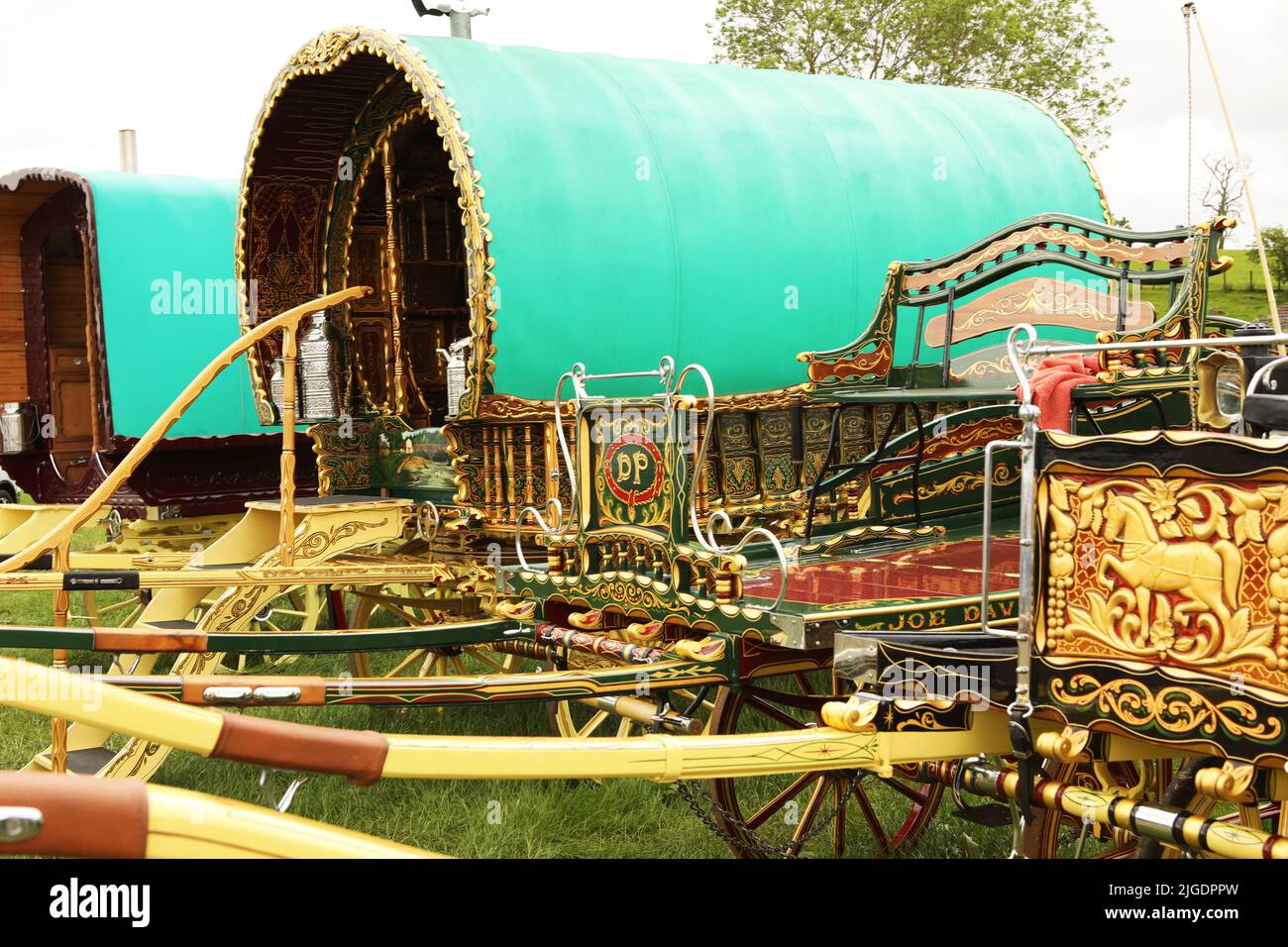 Caravanes traditionnelles peintes à la main. Appleby Horse Fair, Appleby à Westmorland, Cumbria Banque D'Images