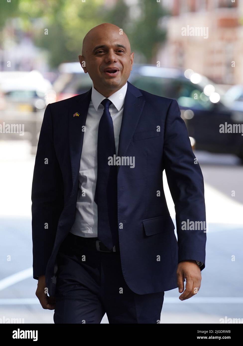 L'ancien secrétaire à la Santé, Sajid Javid, arrive à la BBC Broadcasting House à Londres, pour apparaître sur le programme d'affaires courantes de la BBC One, dimanche matin. Date de la photo: Dimanche 10 juillet 2022. Banque D'Images