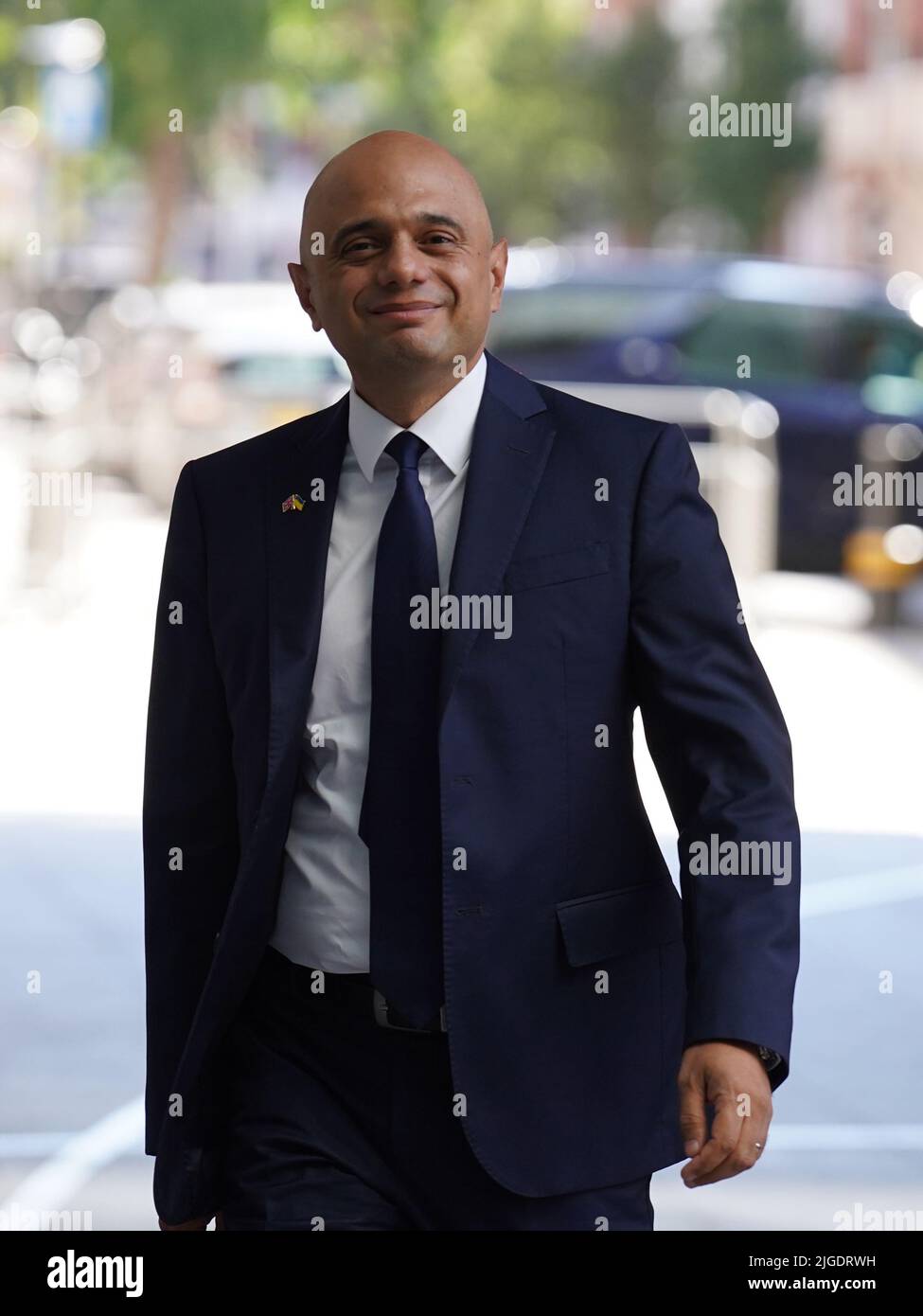 L'ancien secrétaire à la Santé, Sajid Javid, arrive à la BBC Broadcasting House à Londres, pour apparaître sur le programme d'affaires courantes de la BBC One, dimanche matin. Date de la photo: Dimanche 10 juillet 2022. Banque D'Images