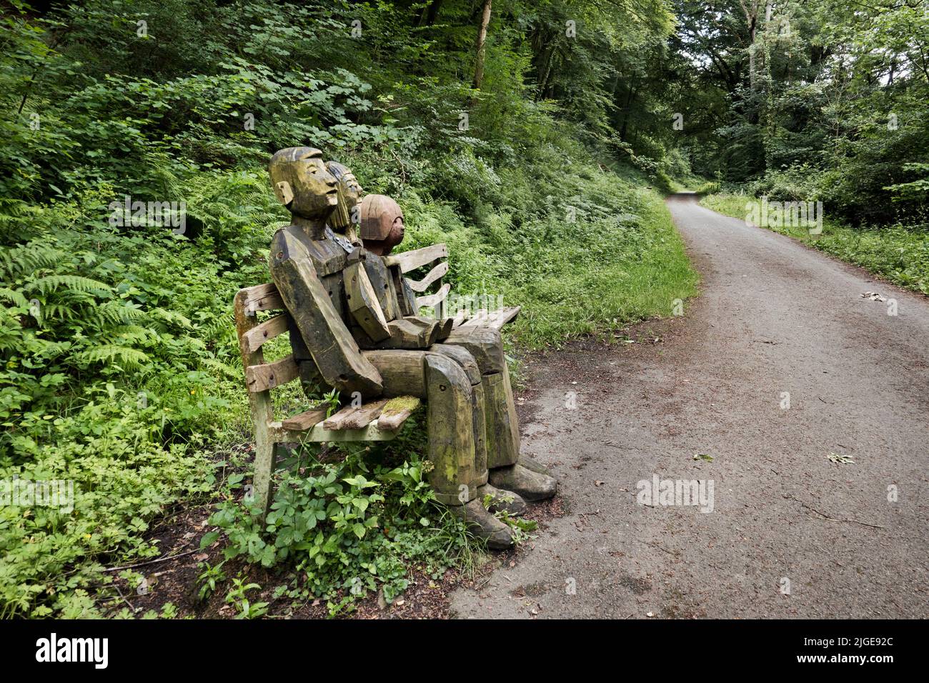 Sculptures en bois le long de la Tarka Trail près de Great Torrington, Devon, Royaume-Uni. Un itinéraire à vélo longue distance. Banque D'Images