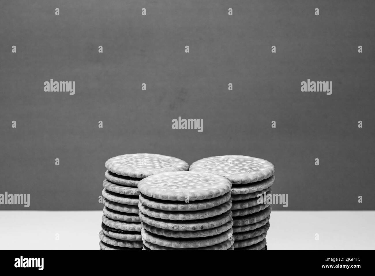 Biscuits ronds à la crème au chocolat, biscuits sandwich à la garniture au chocolat Banque D'Images