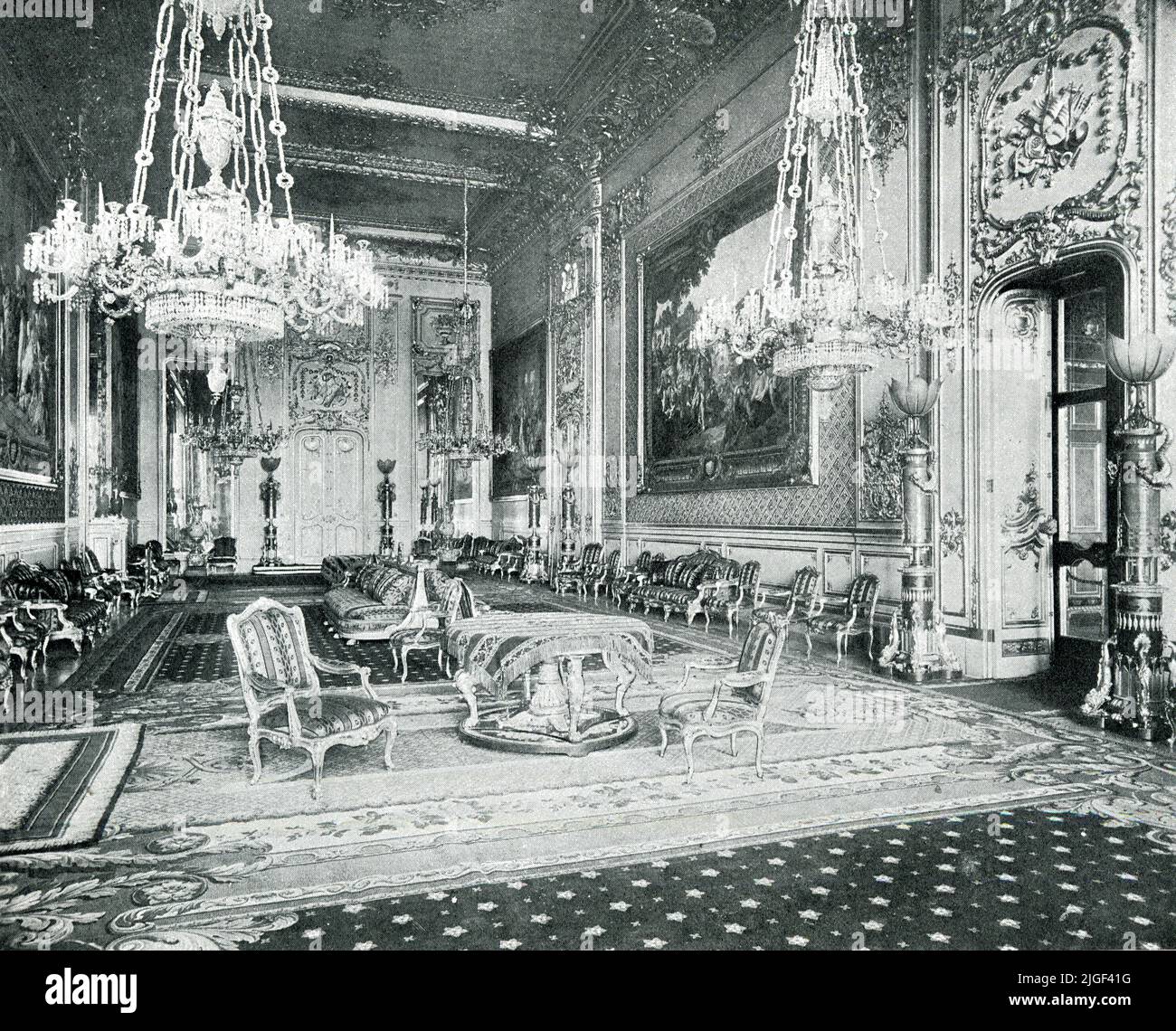 Grand intérieur de la salle de réception, château de Windsor, Angleterre, XIXe siècle photographie d'une salle officielle officielle utilisée pour des fonctions royales. Banque D'Images