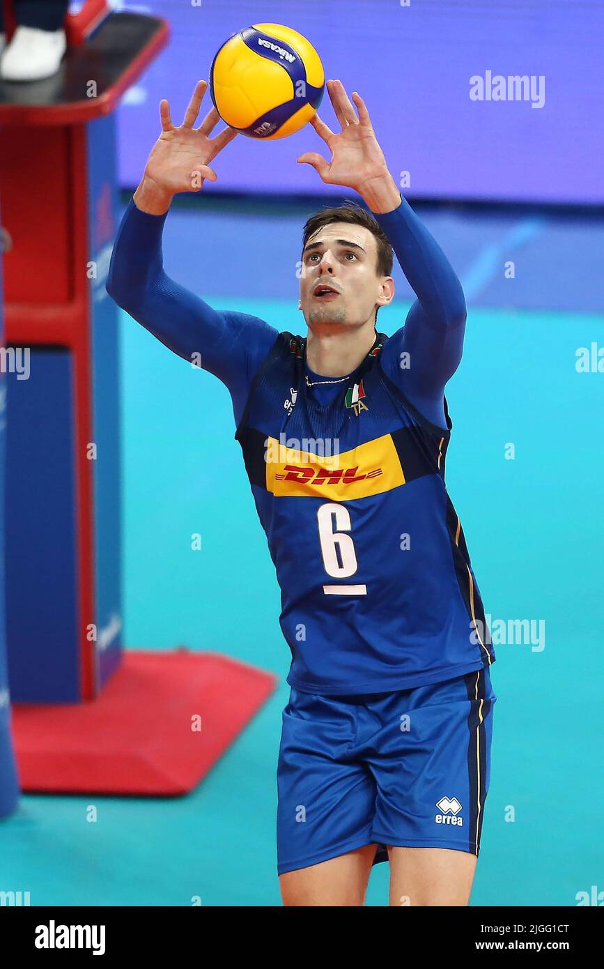Gdansk, Pologne. 10th juillet 2022. Simone Giannelli lors du match de la FIVB Volleyball Nations League hommes Pool 6 entre l'Italie et les pays-Bas à Gdansk, Pologne sur 10 juillet 2022. (Photo de Piotr Matusewicz/PressFocus/SIPA USA) France OUT, Pologne OUT Credit: SIPA USA/Alay Live News Banque D'Images