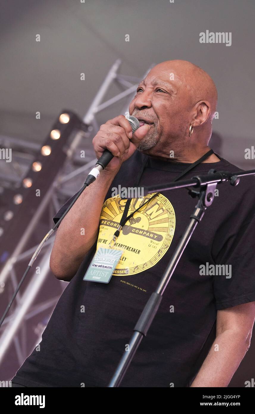 Le chanteur américain de rythme et de blues Geno Washington, né William  Francis Washington, ancien chanteur du RAM Jam Band, qui se déroule sur  scène au Cornbury Music Festival. (Photo par Dawn