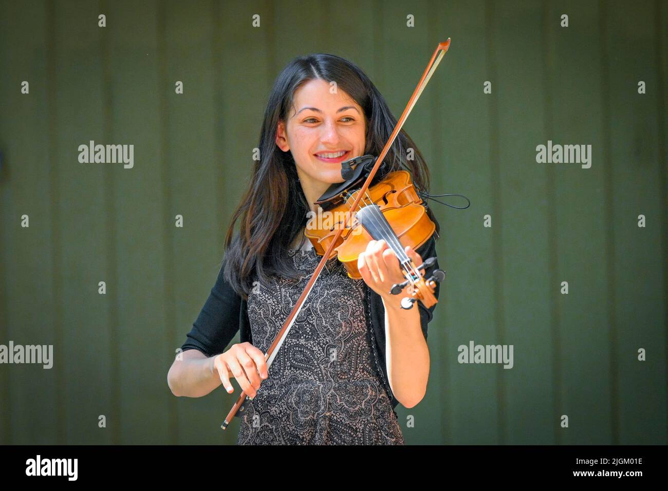 Jocelyn Pettit, violon, concert, Queen’s Park Arts Festival, New Westminster (Colombie-Britannique), Canada Banque D'Images