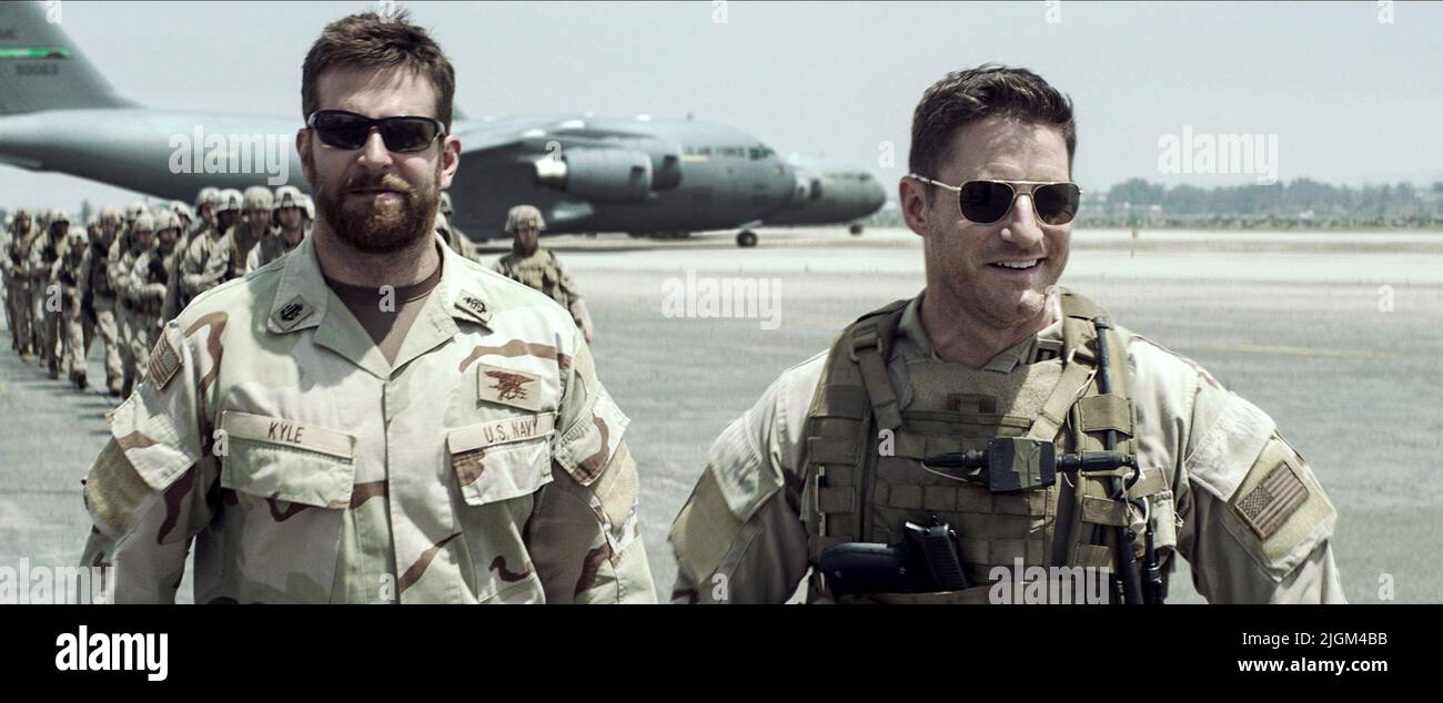 BRADLEY COOPER, SAM JAEGER, AMERICAN Sniper, 2014 Banque D'Images