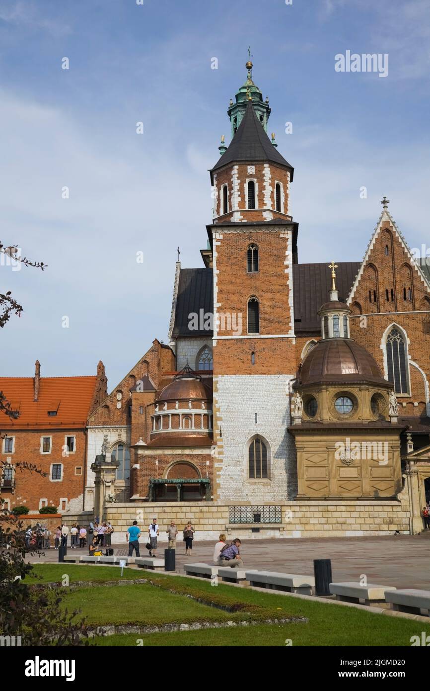 Cathédrale de Wawel et chapelle Sigismond au château royal de Wawel, Cracovie, Pologne. Banque D'Images