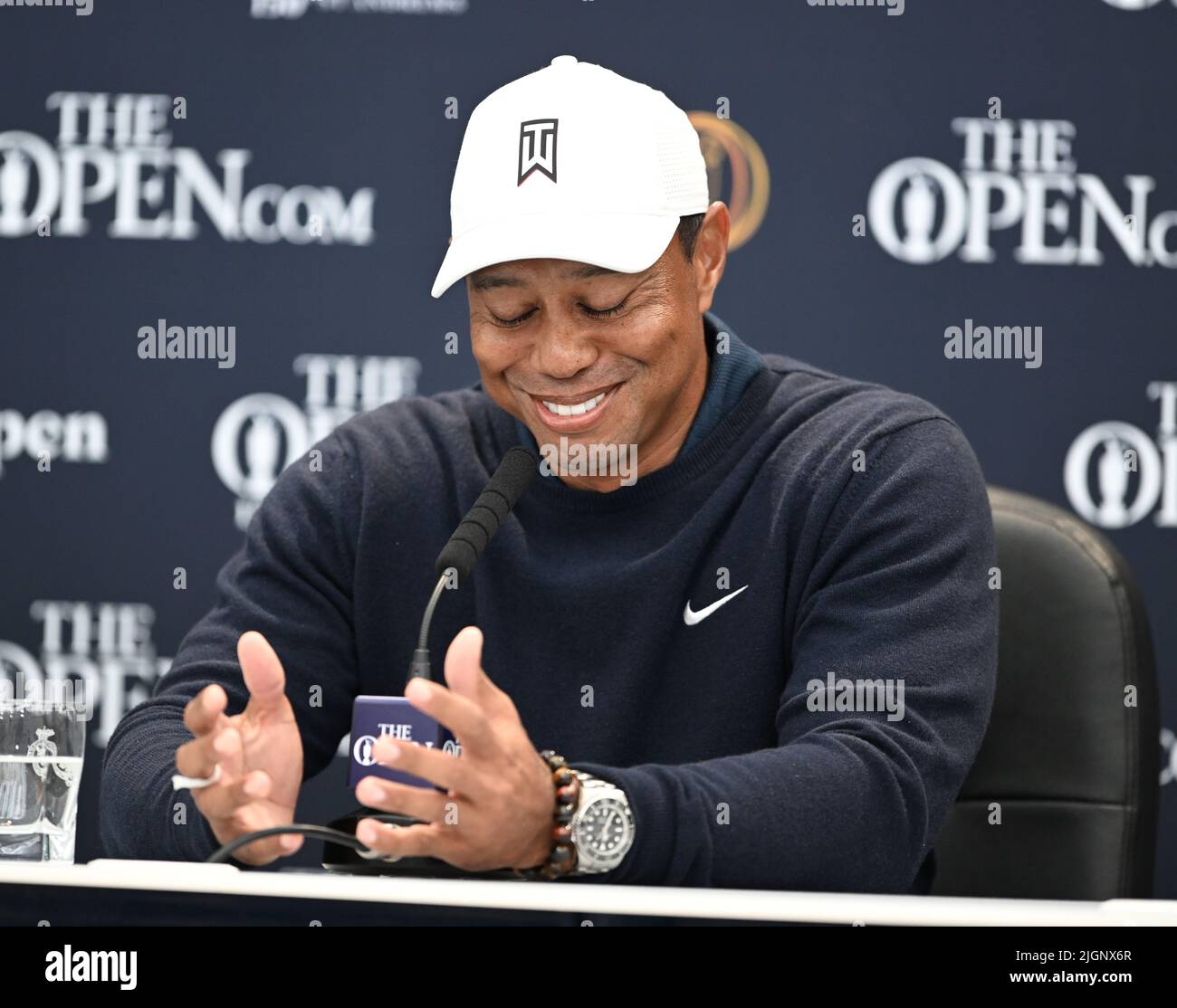 150th Open Golf Championships, St Andrews, 12 juillet 2022 Tiger Woods parle aux médias lors de sa conférence de presse au Old course, St Andrews, Écosse. Crédit : Ian Rutherford/Alay Live News. Banque D'Images