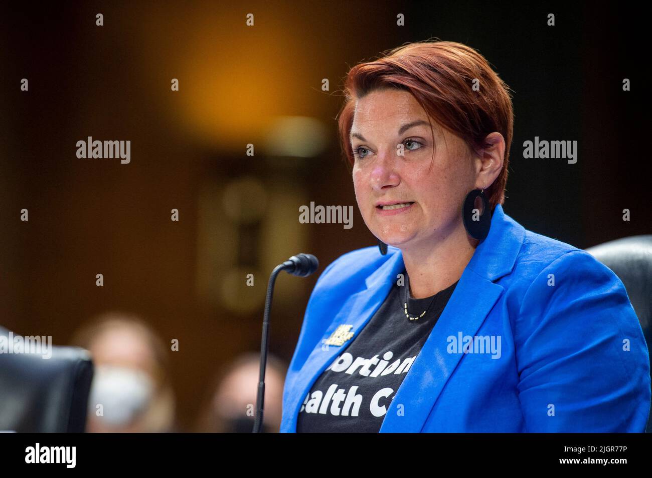 La Dre Colleen P. McNicholas, médecin hygiéniste en chef, planification familiale de la région de St. Louis et du sud-ouest du Missouri, comparaît devant une audience du Comité sénatorial de la magistrature pour examiner une Amérique post-Roe, en se concentrant sur les conséquences juridiques de la décision Dobbs, dans l'édifice Dirksen du Bureau du Sénat à Washington, DC, Etats-Unis, Mardi, 12 juillet, 2022. Photo de Rod Lamkey / CNP/ABACAPRESS.COM Banque D'Images
