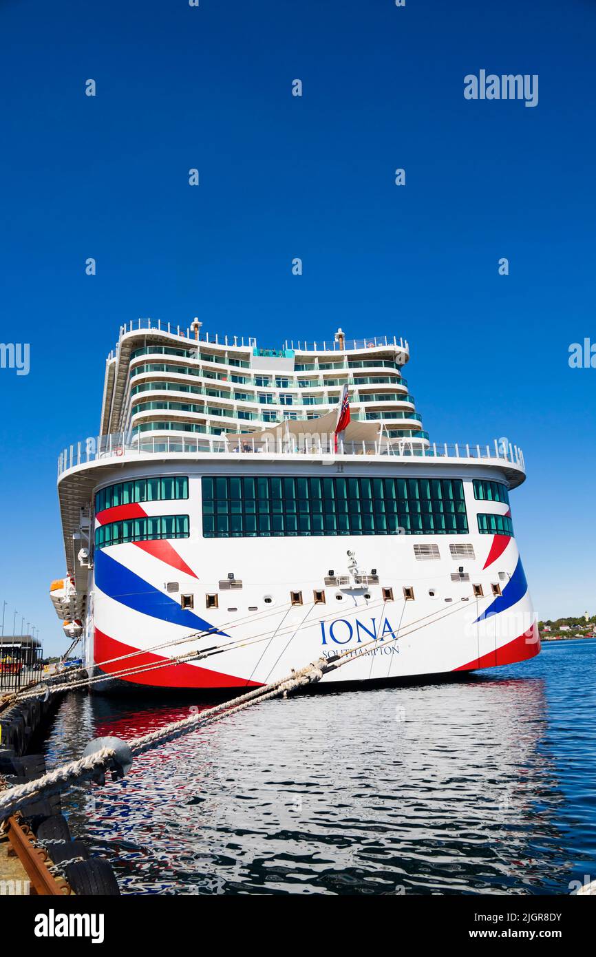 Le bateau de croisière P&O MS Iona a amarré dans le port de Stavanger, en Norvège. Banque D'Images