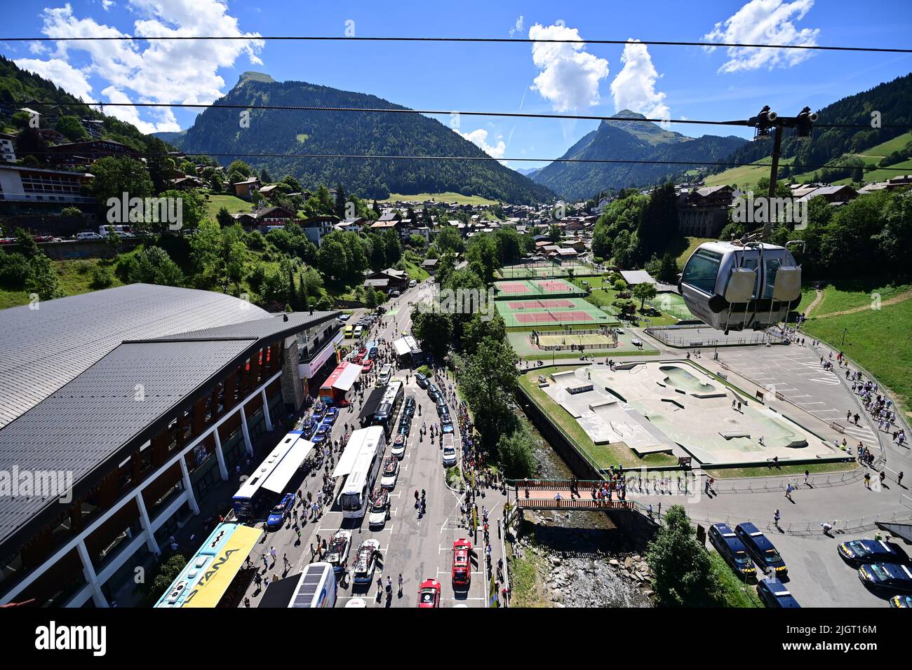 Megève, France, 12th juillet 2022, le paddock des équipes de Morzine, Tour de France, Stage 10, France, 12th juillet 2022, Crédit:Goding Images/PA Images Banque D'Images