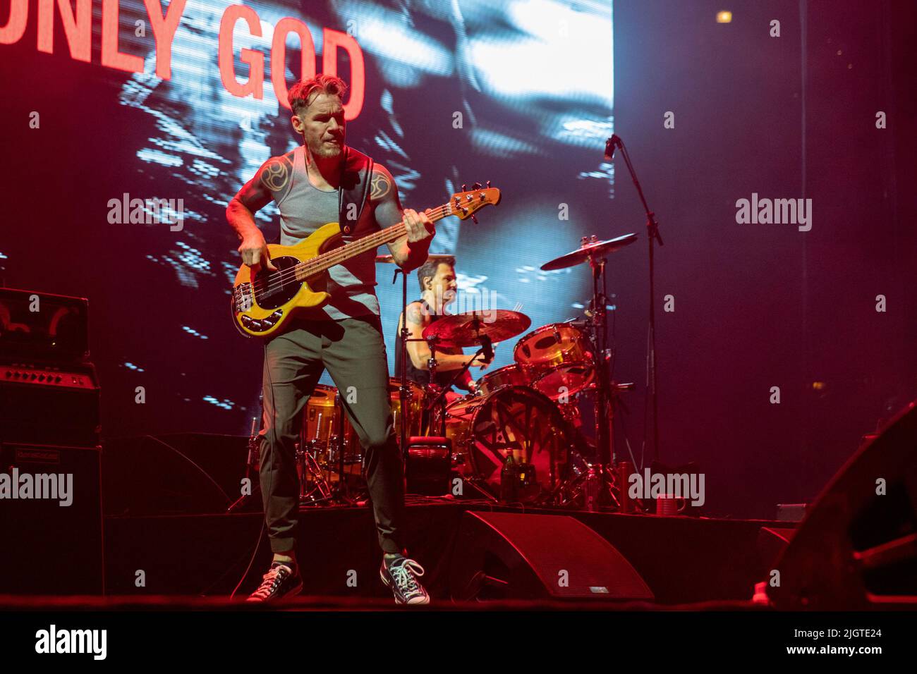 Chicago, États-Unis. 11th juillet 2022. Tim Commerford et Brad Wilk de rage Against the machine lors de la tournée d'annonce de service public sur 11 juillet 2022, au Centre Uni de Chicago, Illinois (photo de Daniel DeSlover/Sipa USA) crédit: SIPA USA/Alay Live News Banque D'Images Chicago, États-Unis. 11th juillet 2022. Tim Commerford et Brad Wilk de rage Against the machine lors de la tournée d'annonce de service public sur 11 juillet 2022, au Centre Uni de Chicago, Illinois (photo de Daniel DeSlover/Sipa USA) crédit: SIPA USA/Alay Live News Banque D'Images