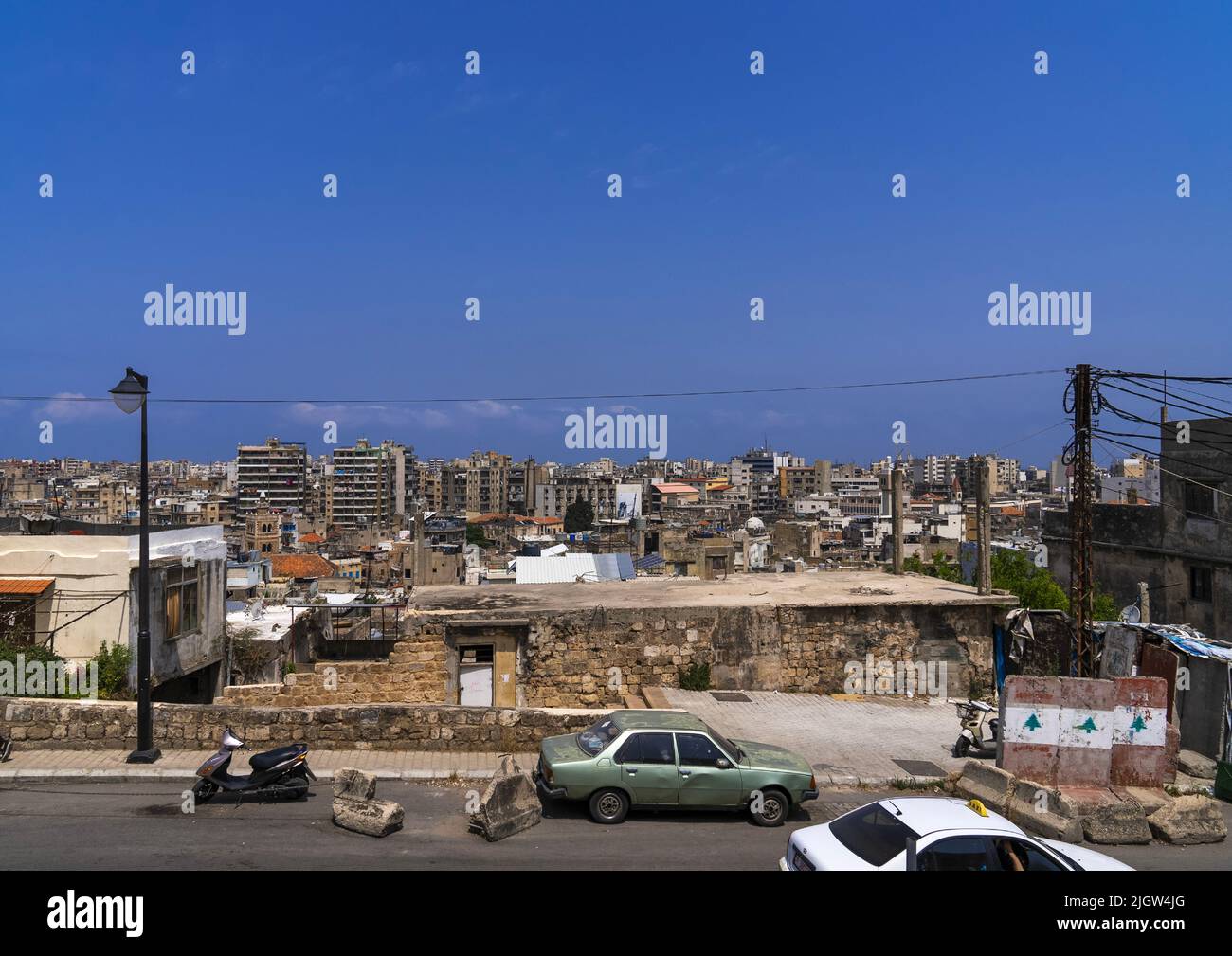 Cityscape vu de la citadelle de Raymond de Saint Gilles, le gouvernorat du Nord, Tripoli, Liban Banque D'Images
