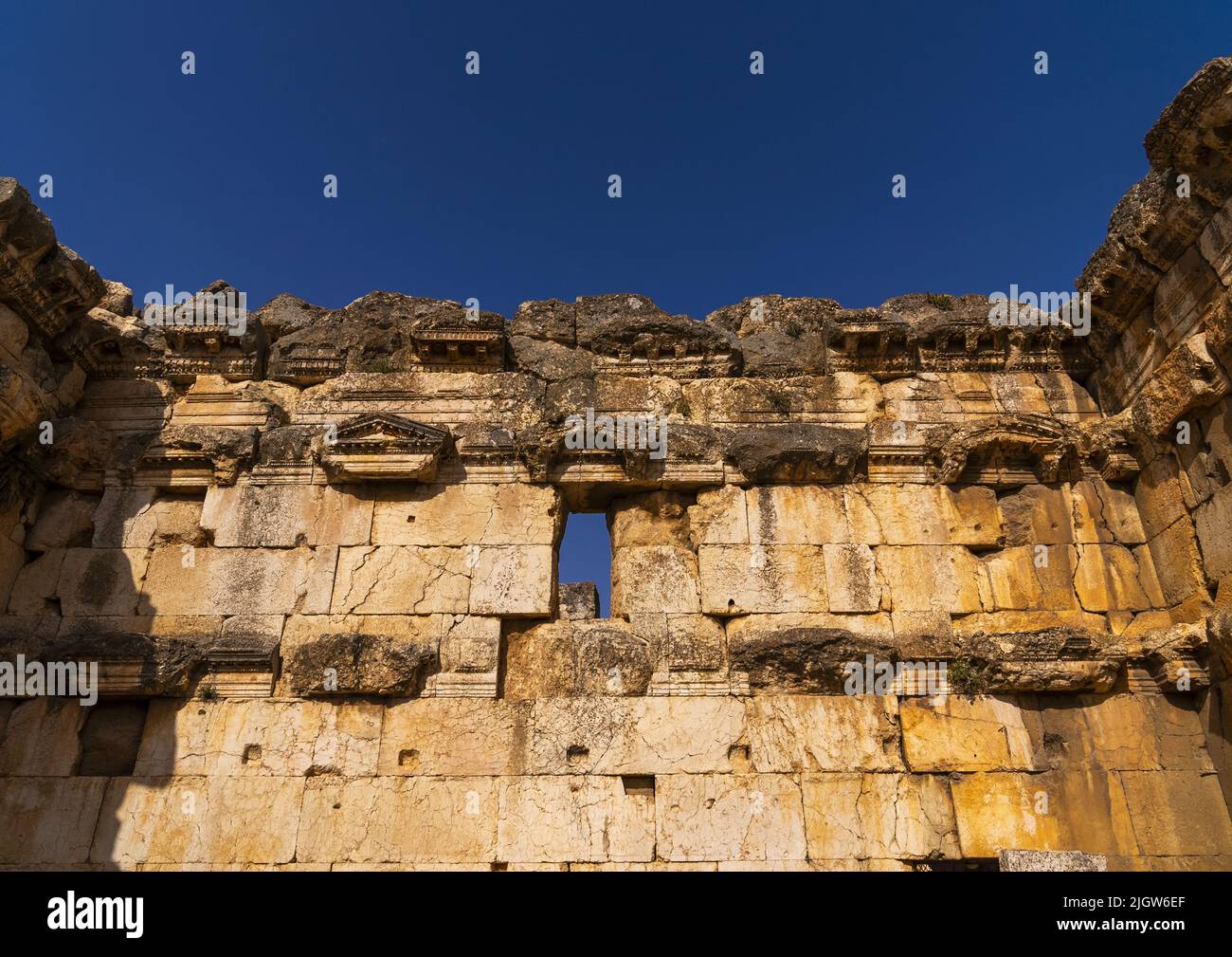Grande cour du complexe du temple, gouvernorat de Baalbek-Hermel, Baalbek, Liban Banque D'Images