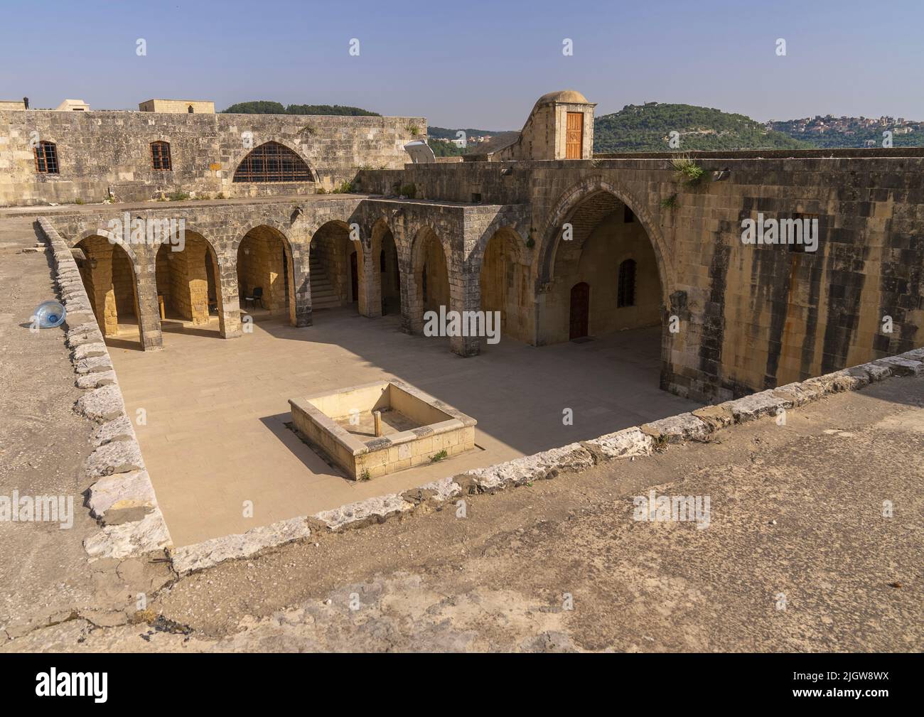 Institut français dans un ancien Caravanserai, gouvernorat du Mont-Liban, Deir el Qamar, Liban Banque D'Images