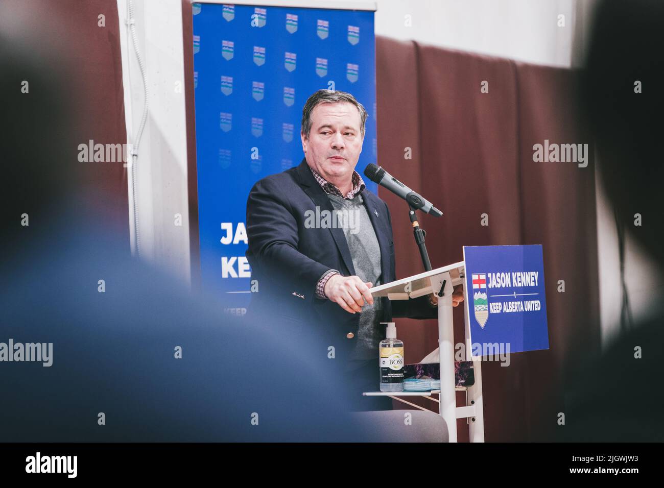 Jason Kenney parle lors d'un événement communautaire à Calgary Banque D'Images