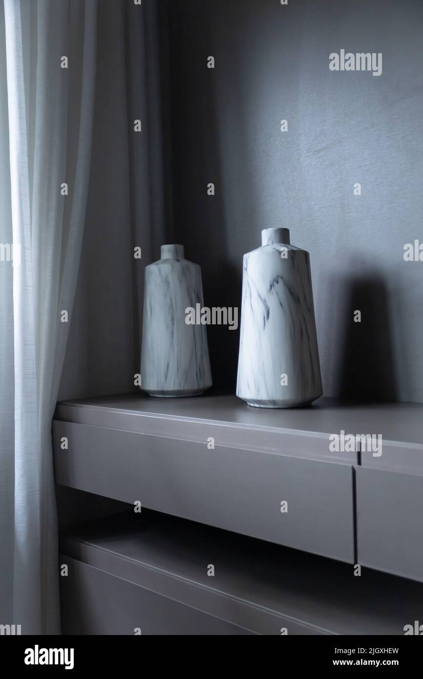 vases modernes en céramique blanche minimaliste Banque D'Images
