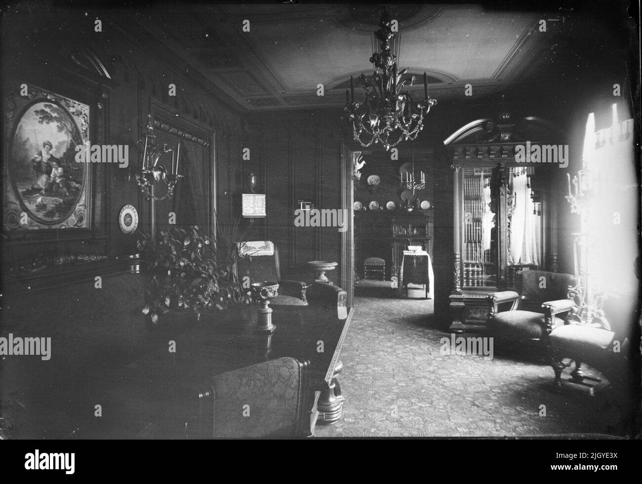 Red Room ', résidence de Carl Wahlund, St. Johannesgatan, Uppsala 1887. Propriétaire de l'article dépeint : Wahlund, Carl Banque D'Images