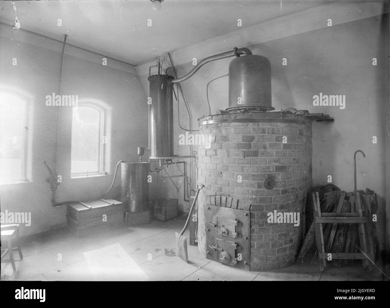 Salle de distillation, Spirit Trade Company, Uppsala 1909. Salle de distillation, Spirit Trade Company, Uppsala 1909 Banque D'Images