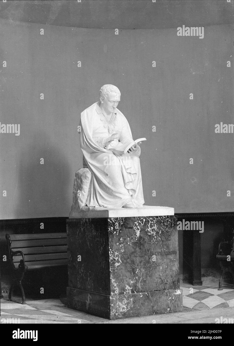 Statue de Carl von Linné, Linneanum, jardin botanique, Uppsala avant 1914. Fabricant de l'objet dépeint: Byström, Johan Niklas Banque D'Images