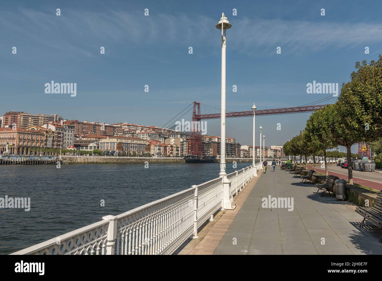 Vue sur le pont du transporteur de Vizcaya entre Portugalete et Getxo, Espagne Banque D'Images