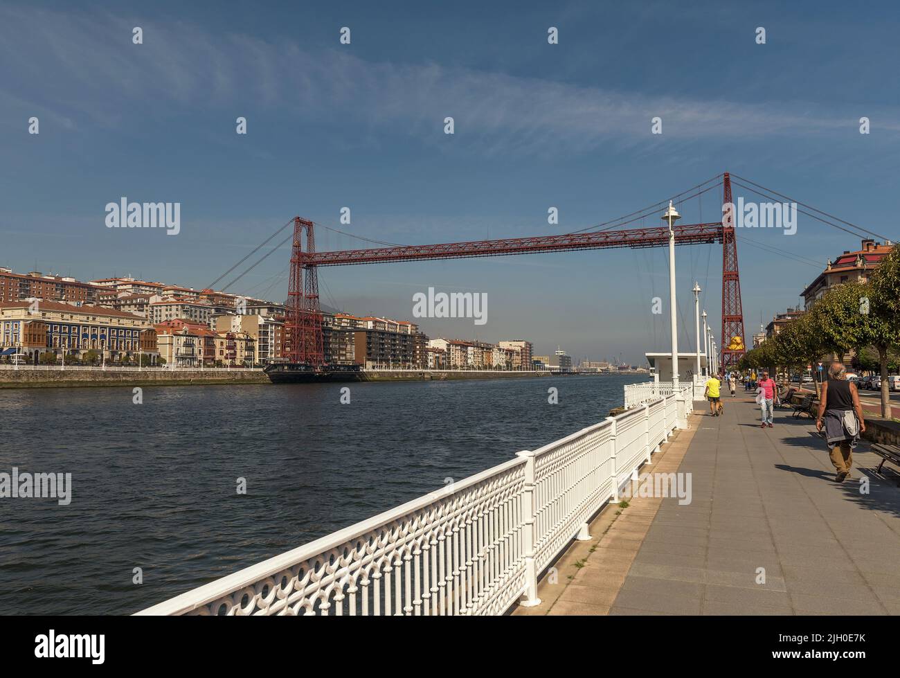 Vue sur le pont du transporteur de Vizcaya entre Portugalete et Getxo, Espagne Banque D'Images
