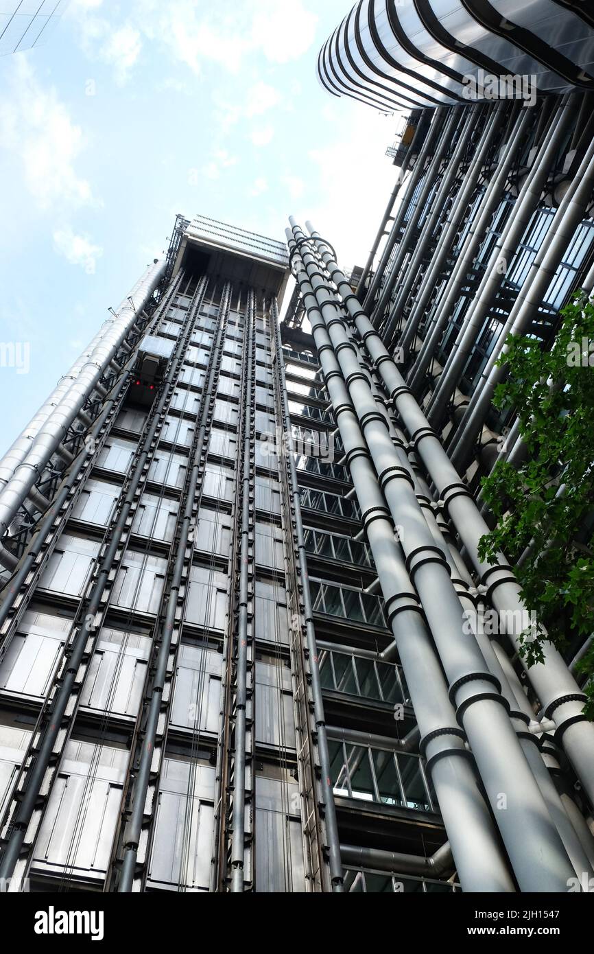 Londres , Angleterre, Royaume-Uni - Lloyds Building par Richard Rogers, Perspectives inhabituelles Banque D'Images