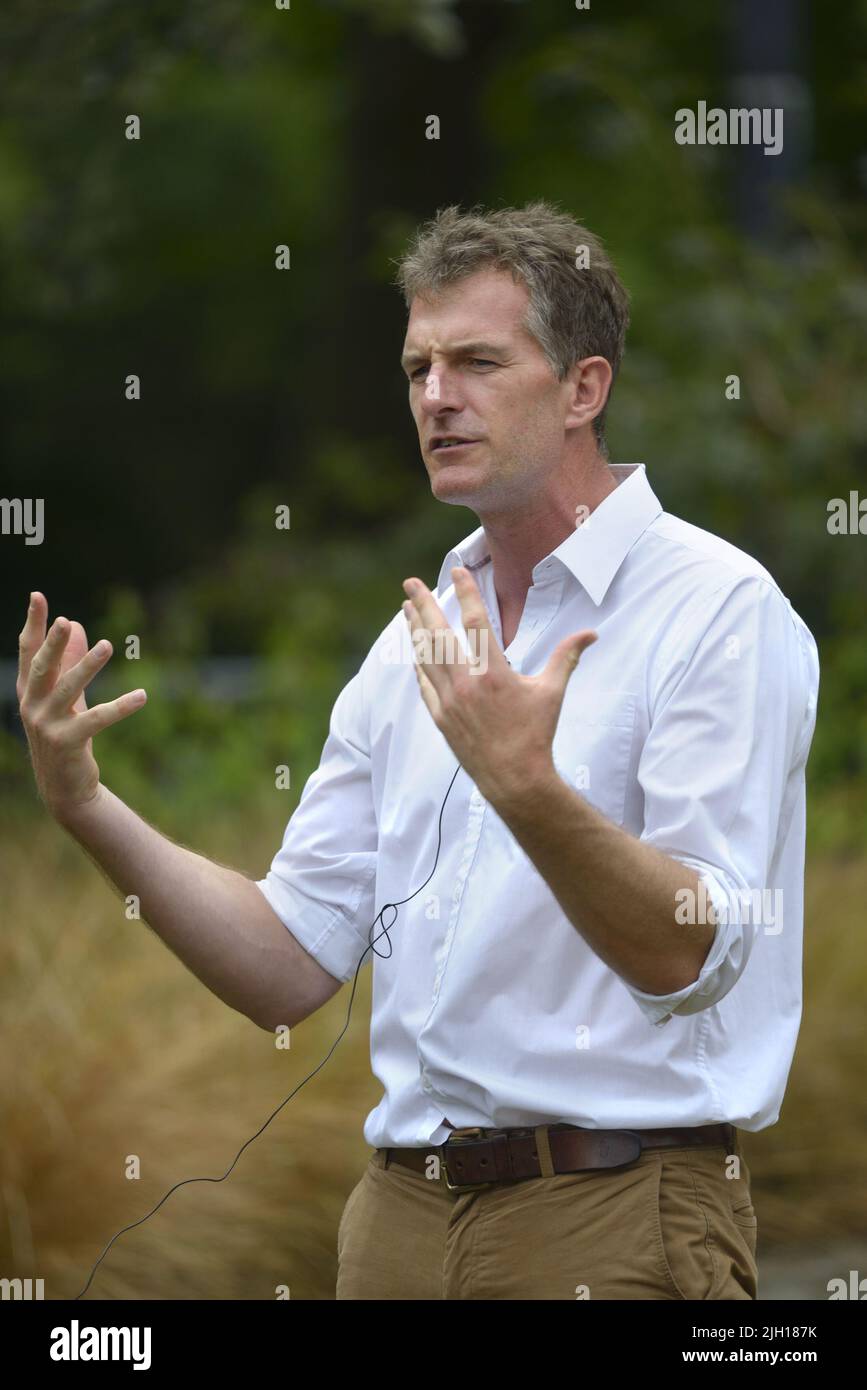 DaN Snow - présentateur de télévision - on College Green, Westminster, Londres, 6th juillet 2022 Banque D'Images