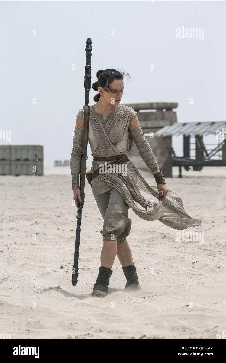 DAISY RIDLEY, Star Wars : Episode VII - LA FORCE se réveille, 2015 Banque D'Images