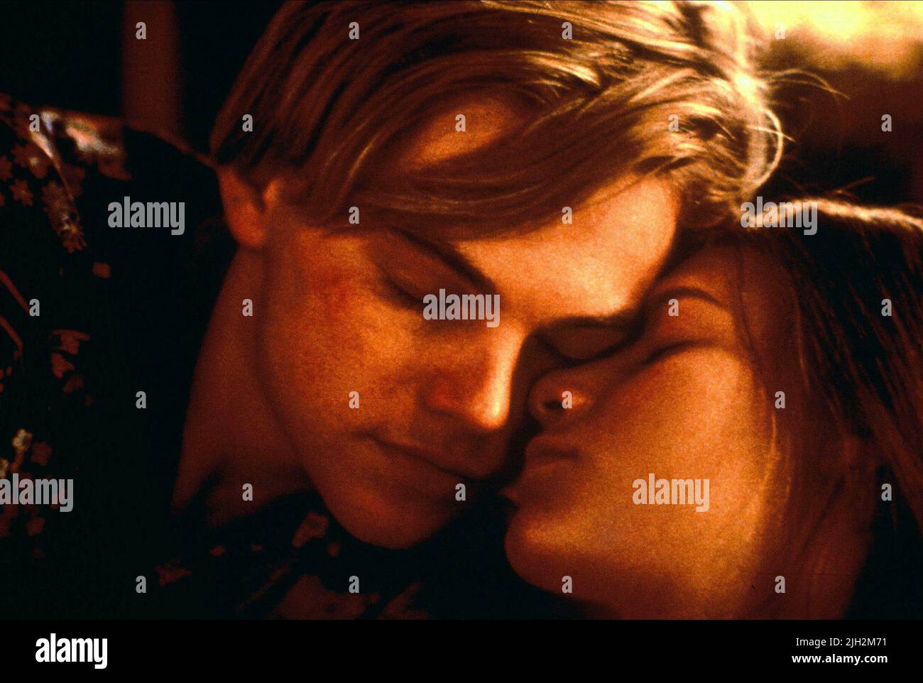 DICAPRIO,DANES, ROMEO + JULIET, 1996 Banque D'Images