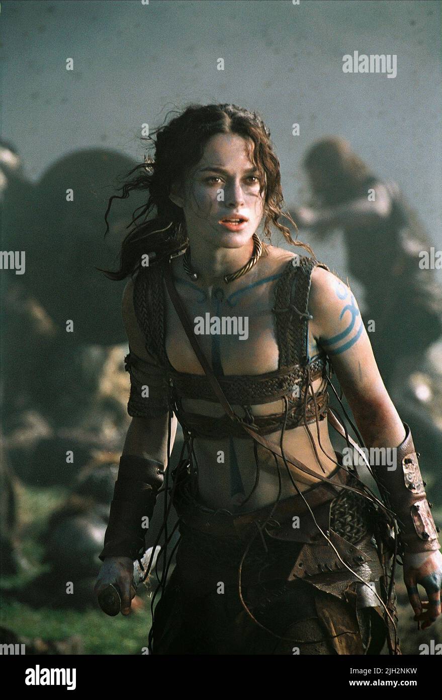 KEIRA KNIGHTLEY, LE ROI ARTHUR, 2004 Banque D'Images