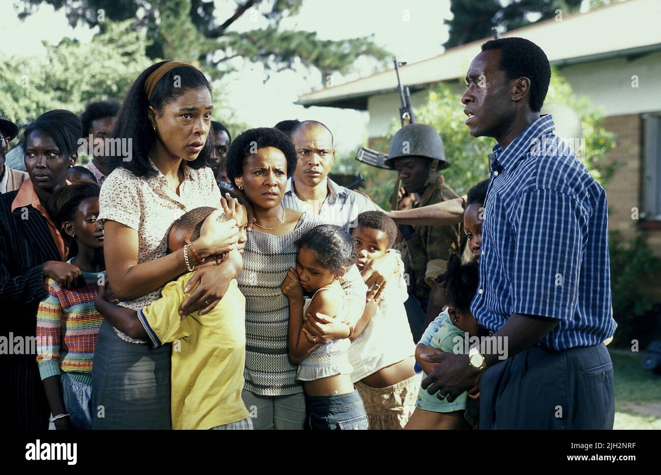 Terry george hotel rwanda film Banque de photographies et d’images à ...