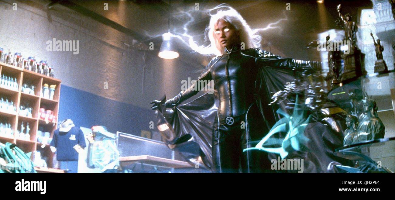 HALLE BERRY, X-MEN, 2000 Banque D'Images