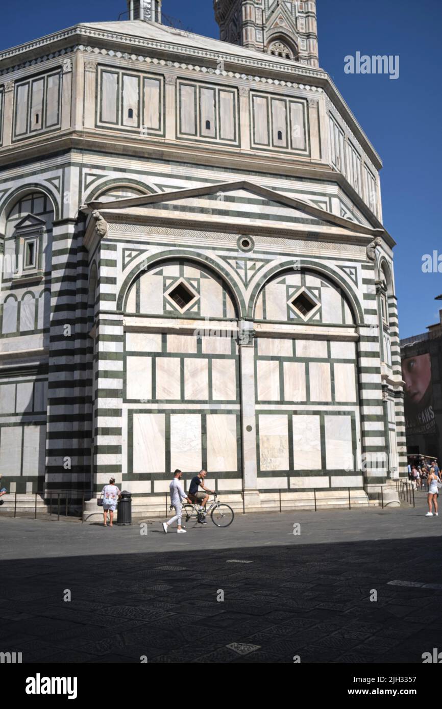 Le Baptistère de Saint Jean sur la Piazza del Duomo à Florence Italie Banque D'Images