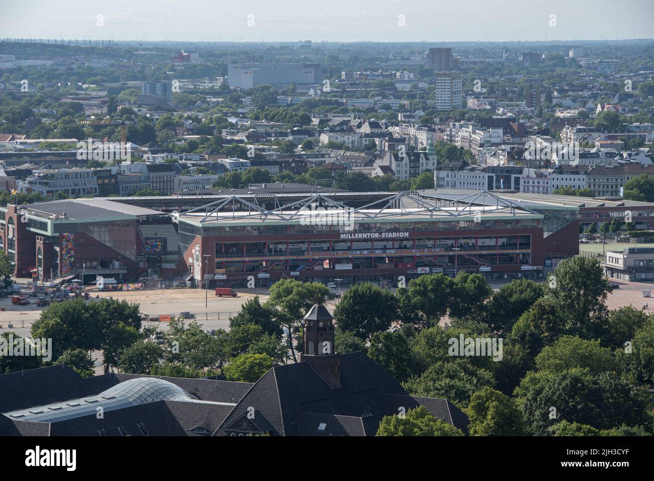 Hambourg, Allemagne 22 juin 2022, vue d'en haut du stade Millerntor du FC St Pauli Banque D'Images