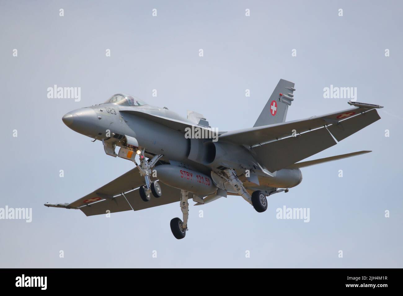Fairford, Royaume-Uni, 14th juillet 2022, McDonnell Douglas F/A-18C Hornet arrive pour le RIAT Royal International Air Tattoo, qui aura lieu du vendredi 15th au dimanche 17th juillet. Banque D'Images