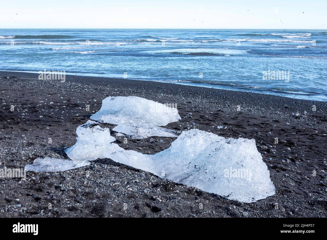 Une vue générale de Breiðamerkursandur , Diamond Beach sur la côte sud de l'Islande. Photo prise le 9th juillet 2022. © Belinda Jiao jiao.bilin@gmail. Banque D'Images